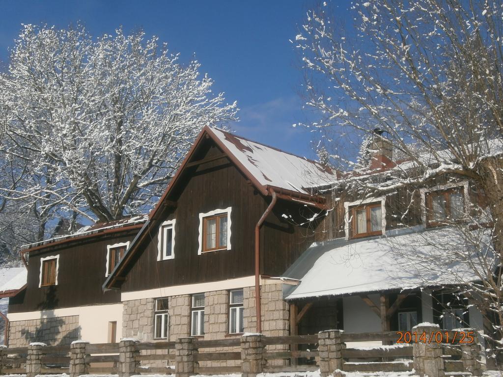 Horská chata Roubenka Strážné Kültér fotó